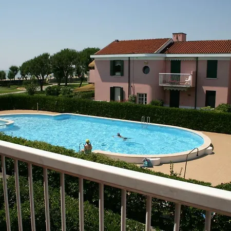 Seaside Terrace & Pool Getaway Cavallino-Treporti